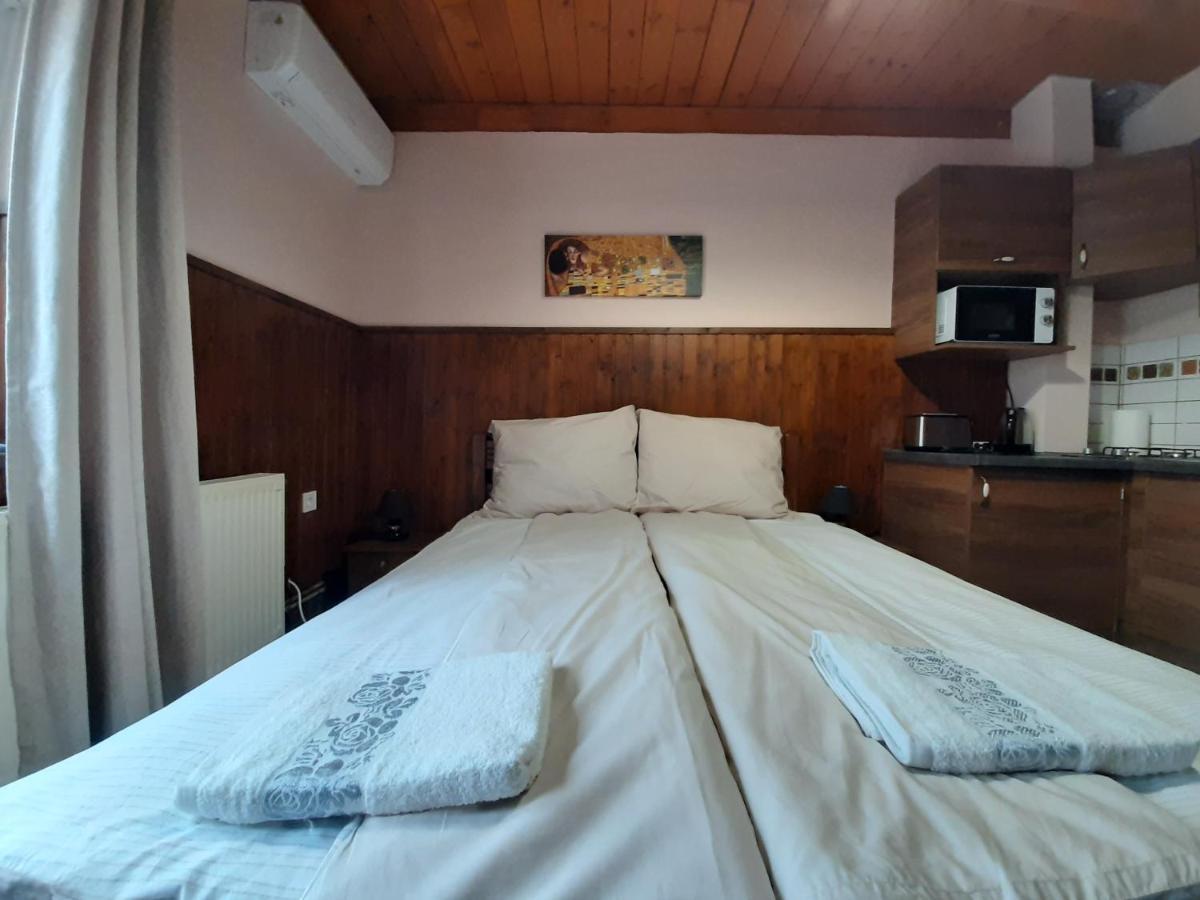 Egniss Apartment Bogacs